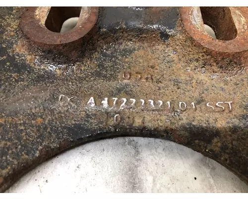 Detroit DD15 Engine Mounts