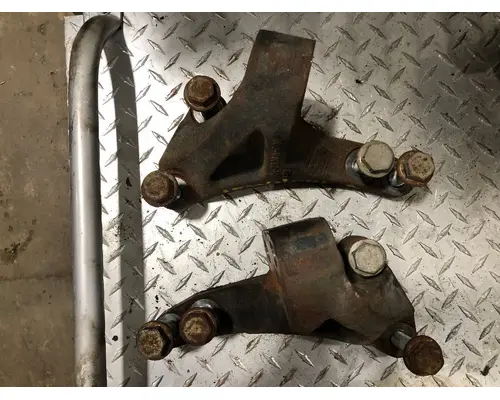 Detroit DD15 Engine Mounts