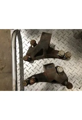 Detroit DD15 Engine Mounts