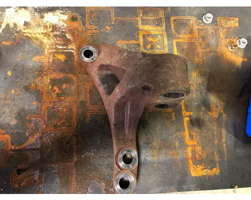 Detroit DD15 Engine Mounts