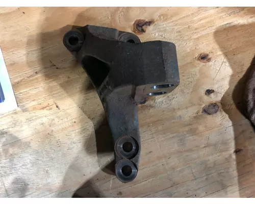 Detroit DD15 Engine Mounts