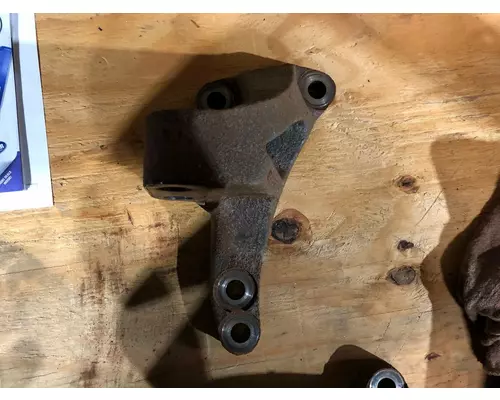 Detroit DD15 Engine Mounts