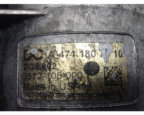 Detroit DD15 Engine Oil Cooler