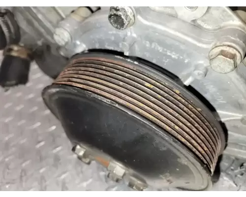 Detroit DD15 Engine Oil Cooler