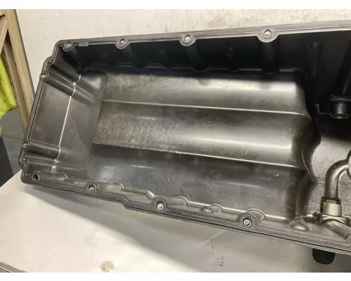 Detroit DD15 Engine Oil Pan