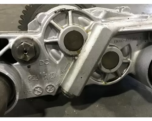 Detroit DD15 Engine Oil Pump