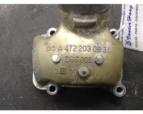 Detroit DD15 Engine Water Manifold