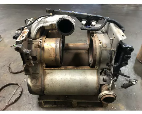 Detroit DD15 Exhaust DPF Assembly