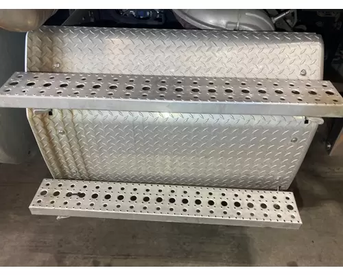 Detroit DD15 Exhaust DPF Assembly