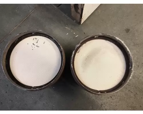 Detroit DD15 Exhaust DPF Assembly