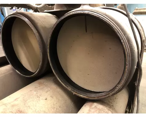 Detroit DD15 Exhaust DPF Assembly