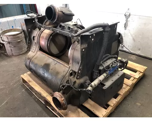 Detroit DD15 Exhaust DPF Assembly