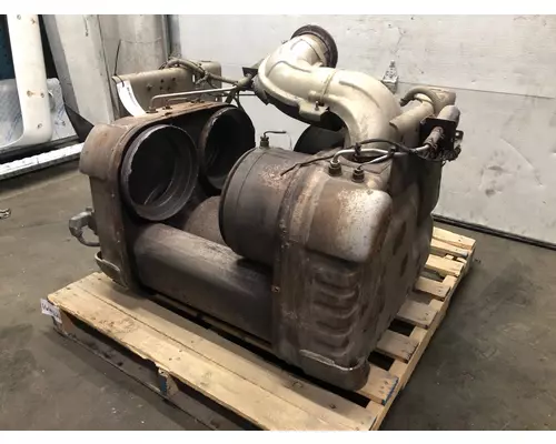 Detroit DD15 Exhaust DPF Assembly