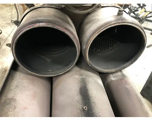 Detroit DD15 Exhaust DPF Assembly