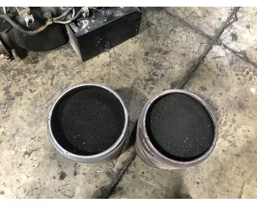 Detroit DD15 Exhaust DPF Assembly