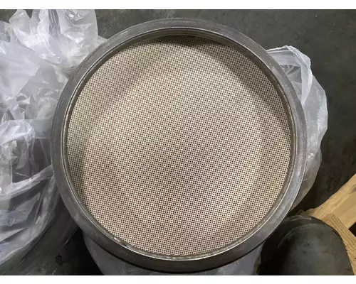 Detroit DD15 Exhaust DPF Assembly