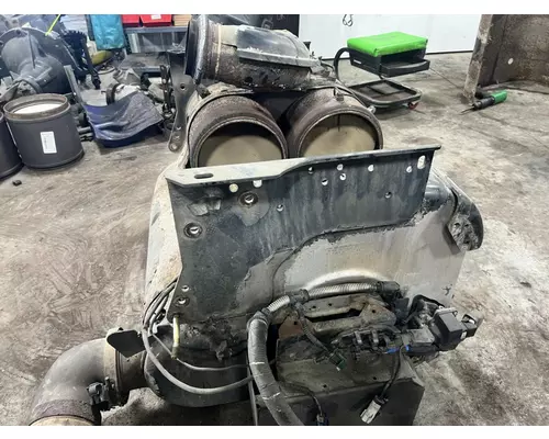 Detroit DD15 Exhaust DPF Assembly