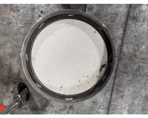 Detroit DD15 Exhaust DPF Assembly