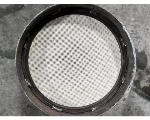 Detroit DD15 Exhaust DPF Assembly