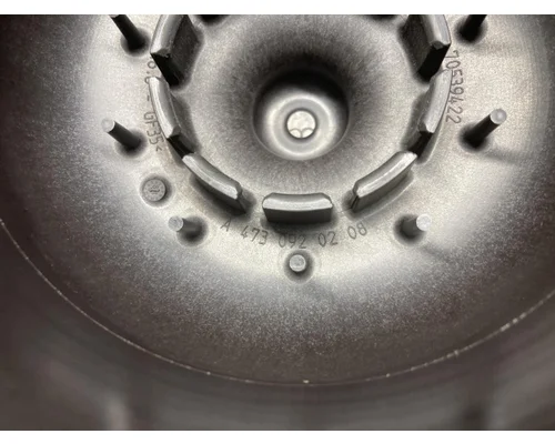 Detroit DD15 Fuel Filter Base