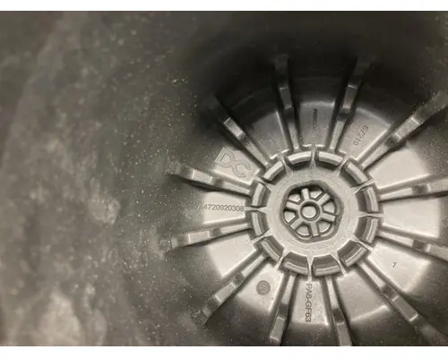 Detroit DD15 Fuel Filter Base