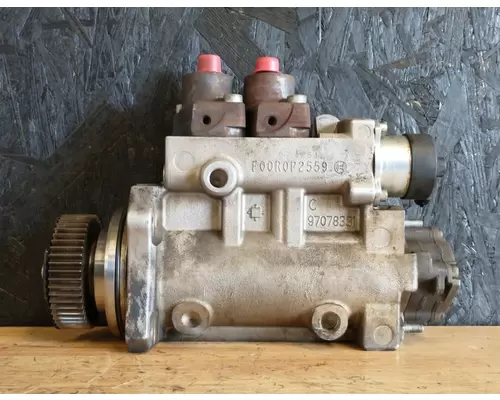 Detroit DD15 Fuel Pump (Tank)