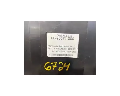 Detroit DD15 Fuse Box