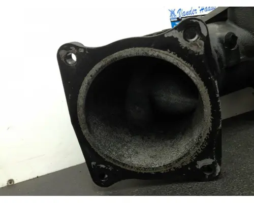 Detroit DD15 Intake Manifold