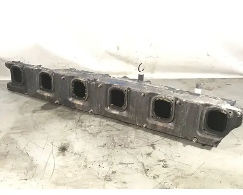 Detroit DD15 Intake Manifold