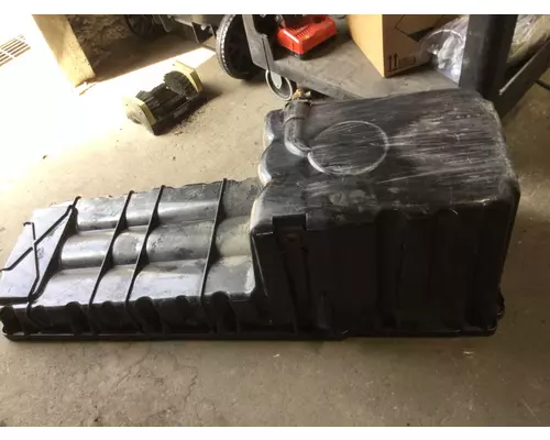 Detroit DD15 Oil Pan