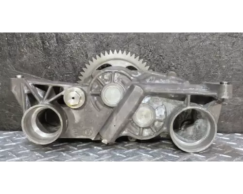 Detroit DD15 Oil Pump