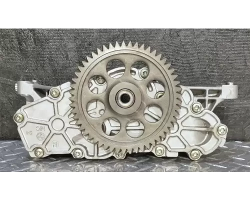 Detroit DD15 Oil Pump