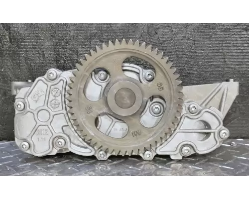 Detroit DD15 Oil Pump