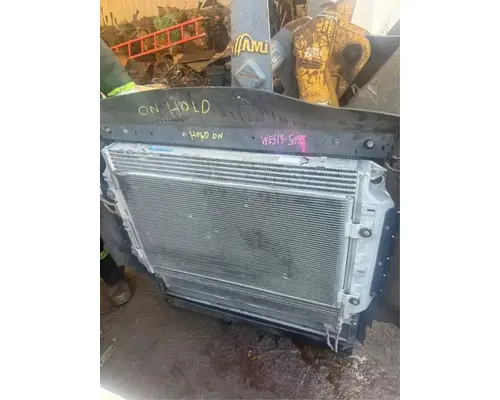 Detroit DD15 Radiator