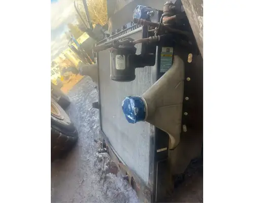 Detroit DD15 Radiator