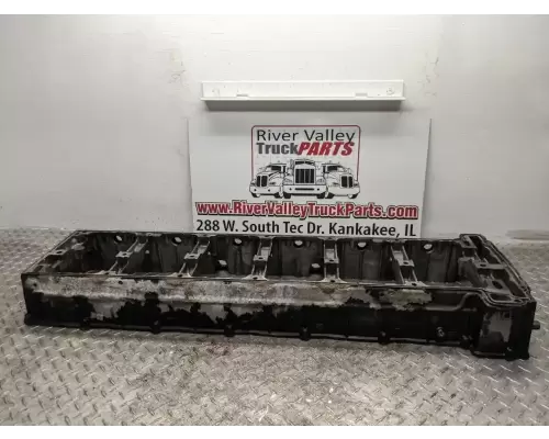 Detroit DD15 Valve Cover