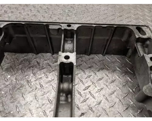 Detroit DD15 Valve Cover