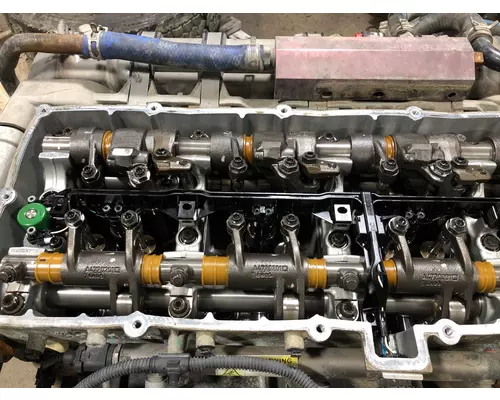 Detroit DD16 Engine Assembly