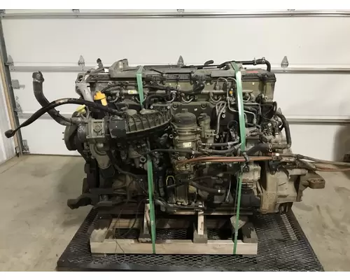 Detroit DD16 Engine Assembly