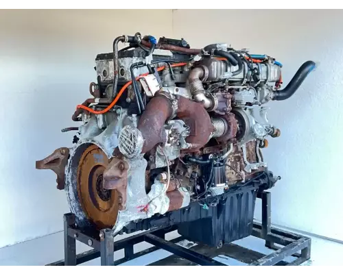 Detroit DD16 Engine Assembly