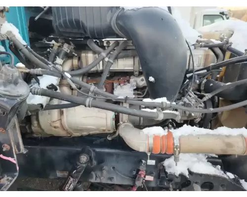 Detroit DD16 Engine Assembly