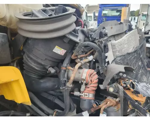 Detroit DD5 Engine Assembly