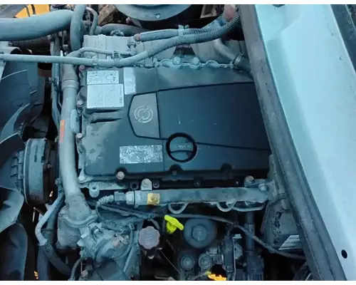 Detroit DD8 Engine Assembly