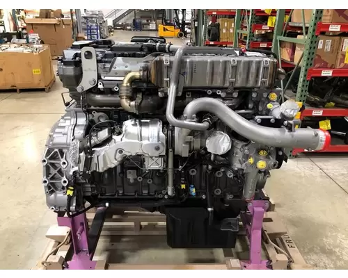 Detroit DD8 Engine Assembly