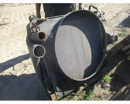 Detroit DDEC V 12.7L Radiator