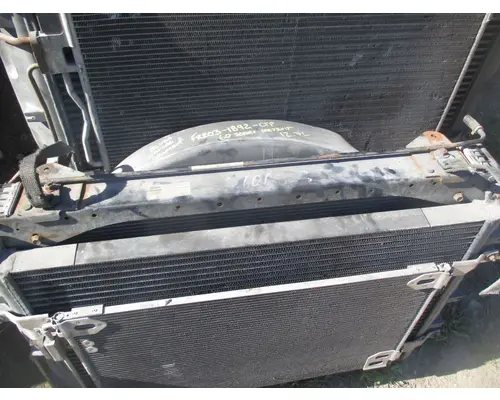 Detroit DDEC V 12.7L Radiator