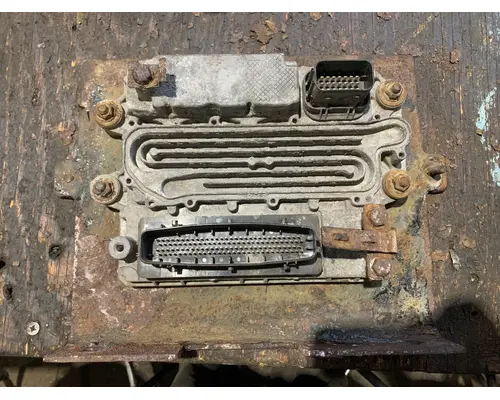 ECM DETROIT DD13 Truck Salvage International Inc