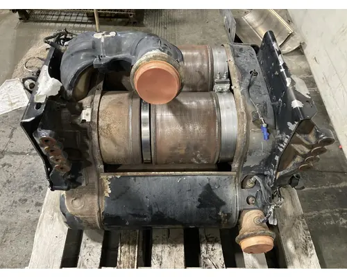 DPF (Diesel Particulate Filter) Detroit DD13 Vander Haags Inc Kc