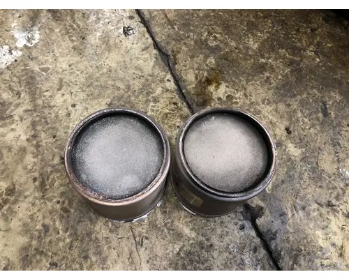 DPF (Diesel Particulate Filter) Detroit DD13 Vander Haags Inc WM