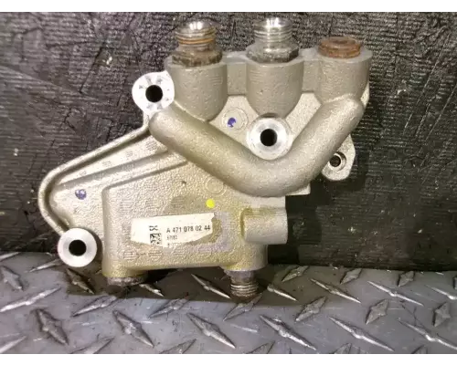 Fuel Injector Detroit DD13 Garabedian Equipment Company